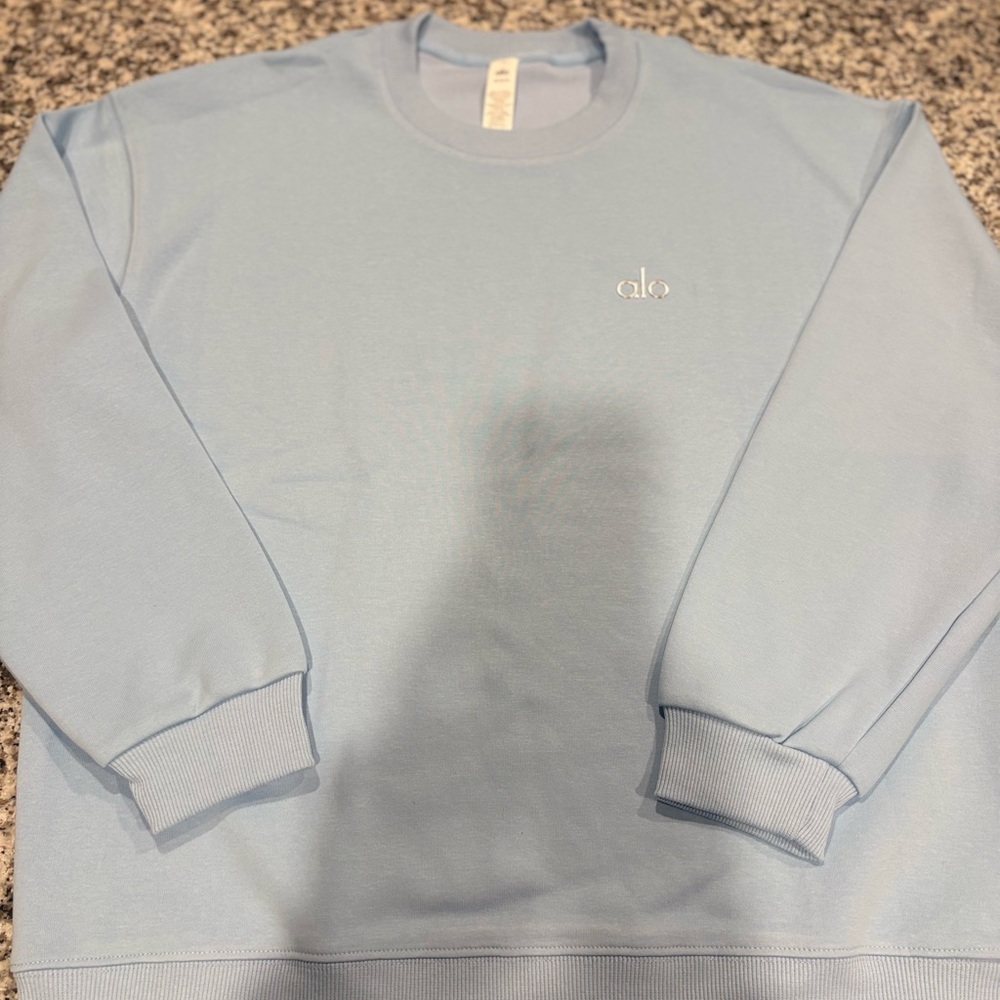 ALO Yoga Light Blue Crewneck Sweater